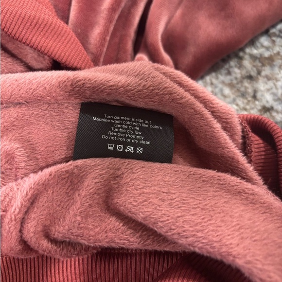 Summersalt Dusty Rose Lounge Set - Picture 11 of 11